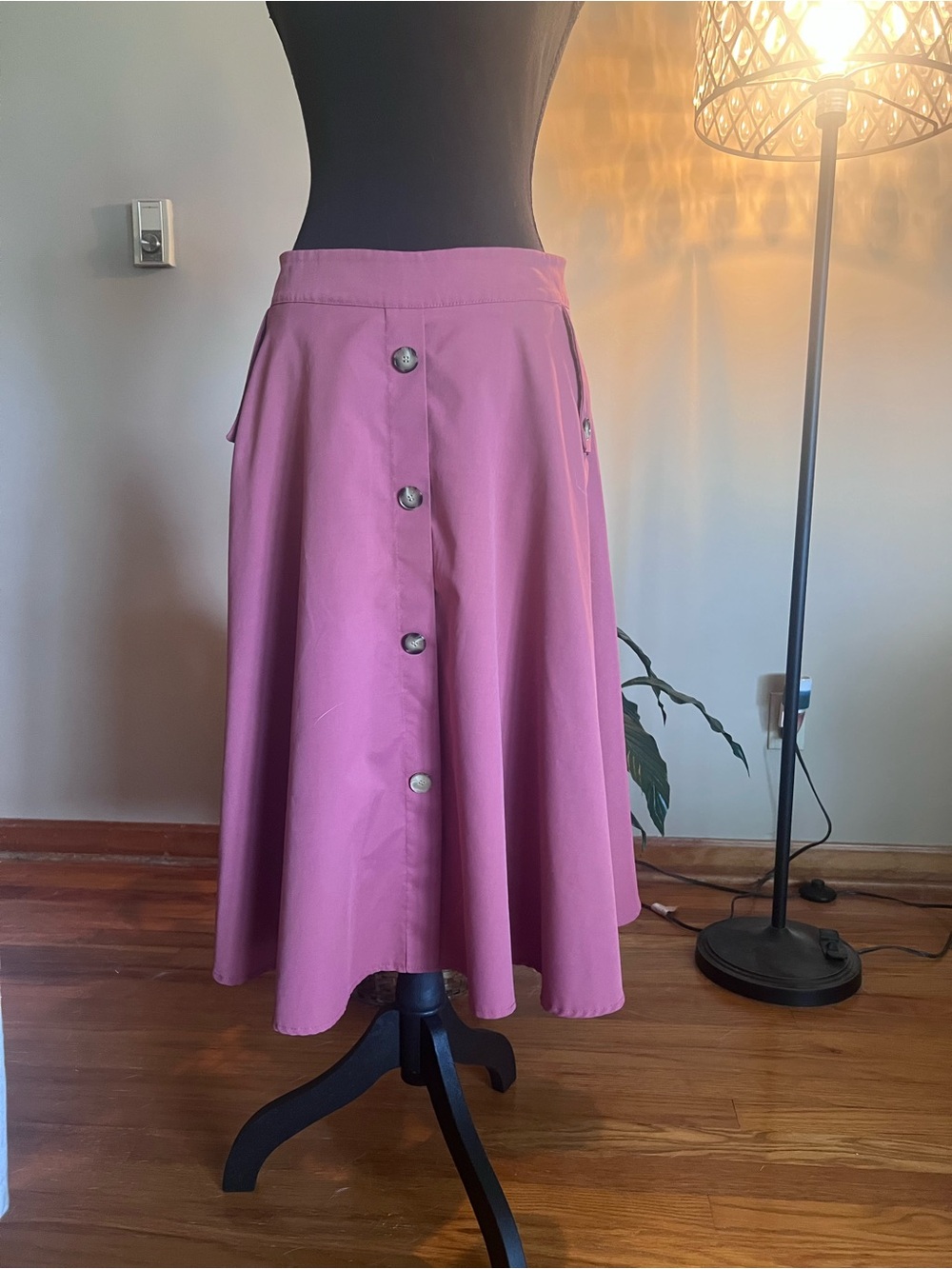Midi Button-Front A-Line Skirt in Dusty Pink